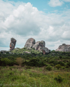 Pedras Negras, Angola