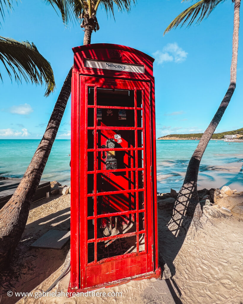 Dickenson Bay Beach, Antigua