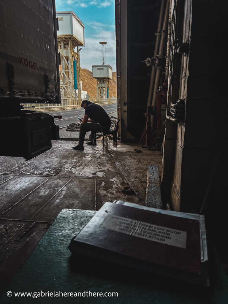 Loading dock in a cargo ship